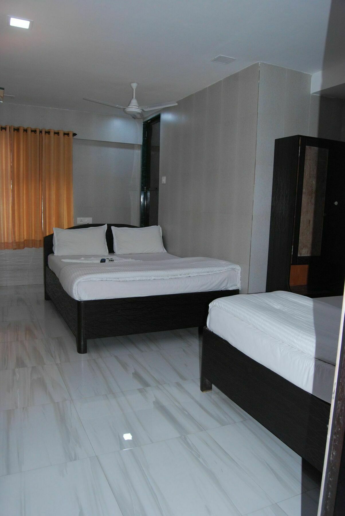 Hotel Holiday Inn Mumbai Eksteriør bilde