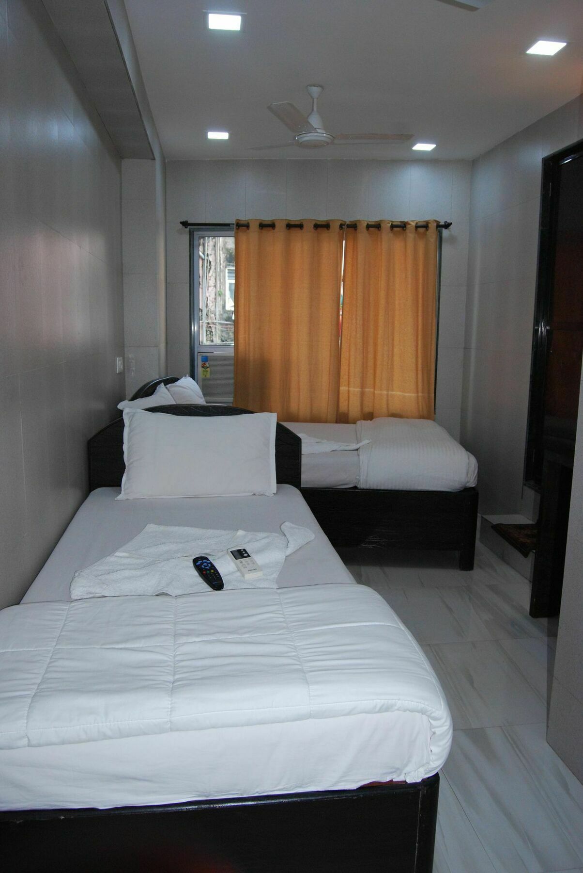 Hotel Holiday Inn Mumbai Eksteriør bilde