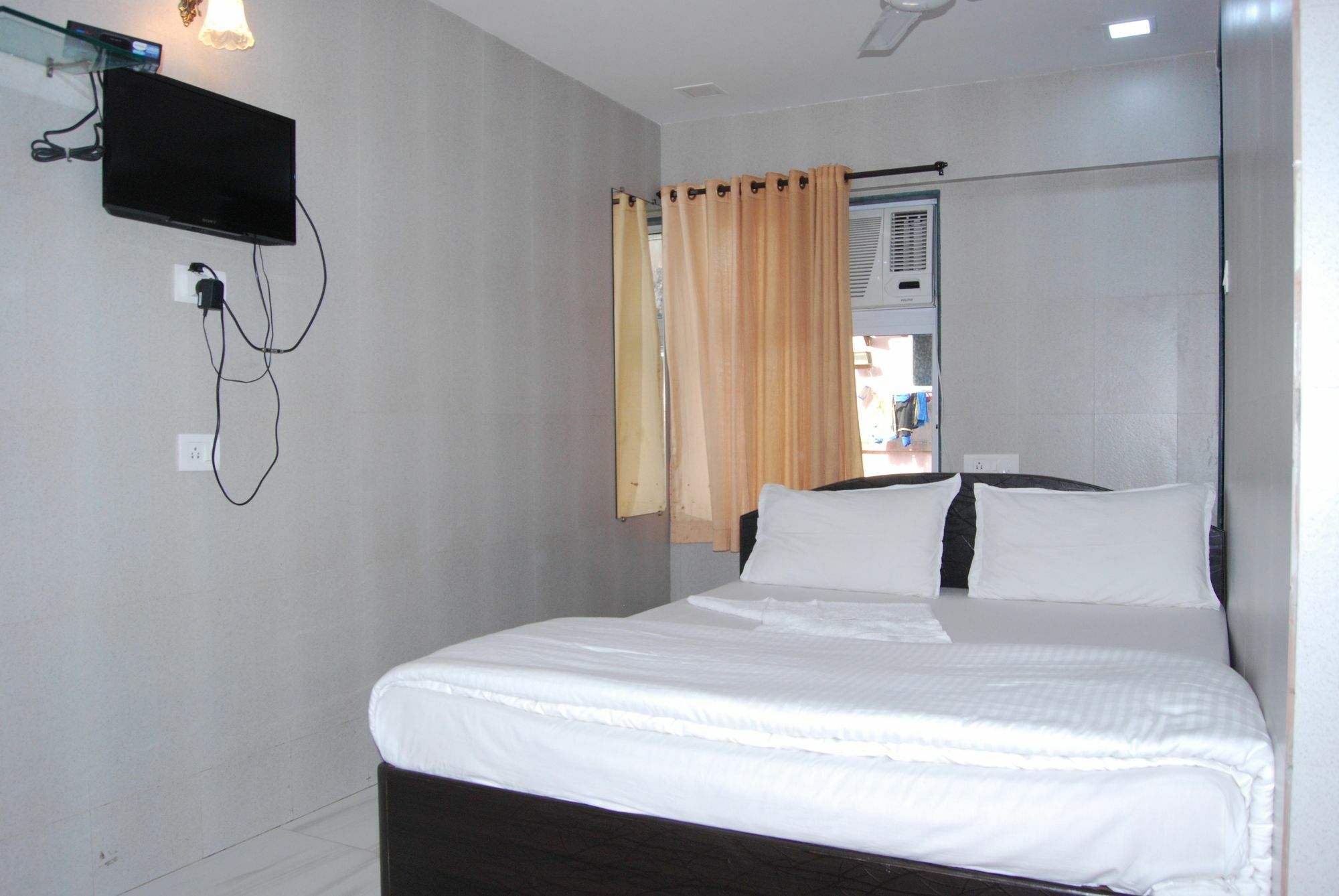 Hotel Holiday Inn Mumbai Eksteriør bilde